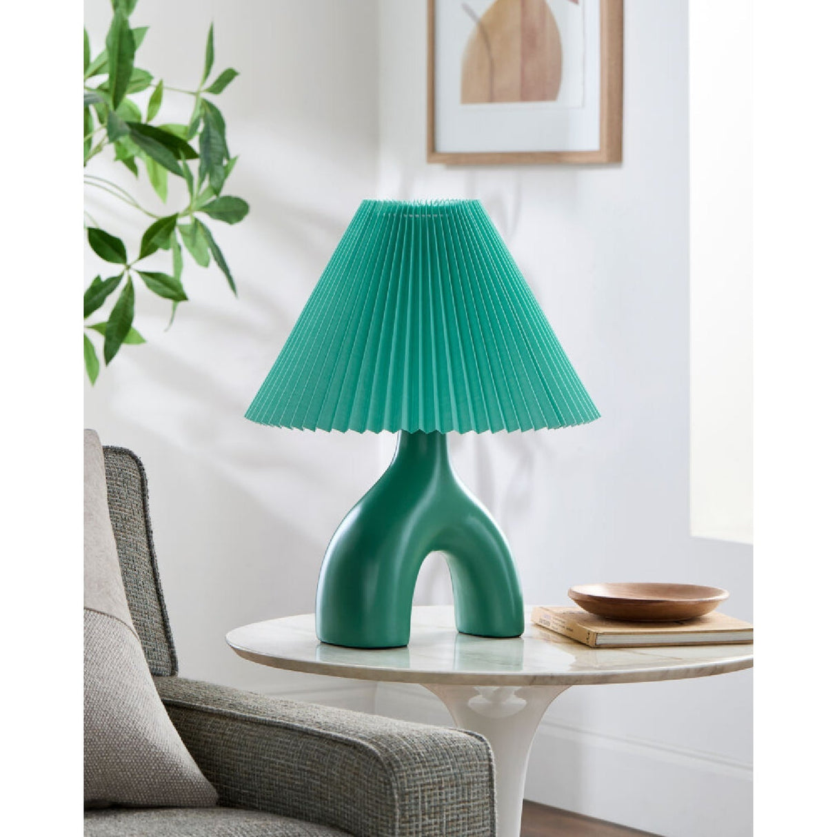 Modern European furniture - Ceramic Cream Linen Table Lamp - www.oroa.com