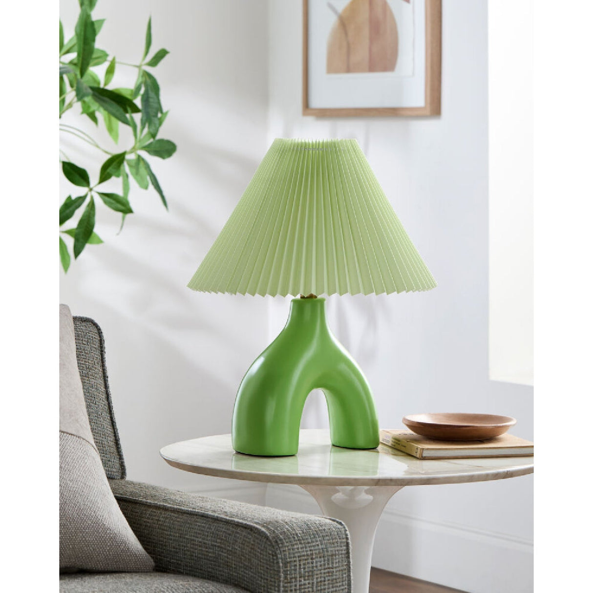 Modern European furniture - Ceramic Cream Linen Table Lamp - www.oroa.com