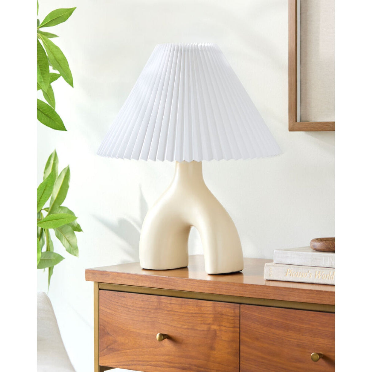 Modern European furniture - Ceramic White Linen Table Lamp - www.oroa.com