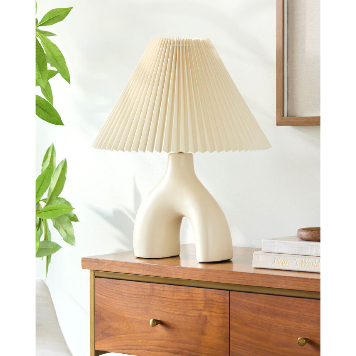 Ceramic Cream Linen Table Lamp | Oroa.com