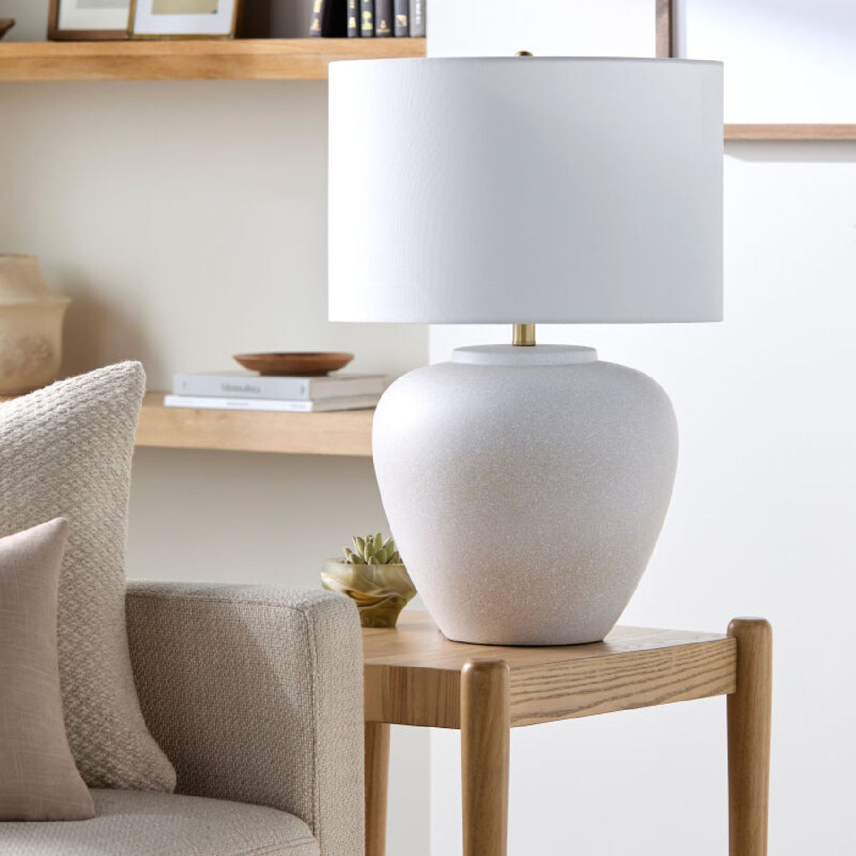 Modern European furniture - Ceramic Linen Table Lamp - www.oroa.com