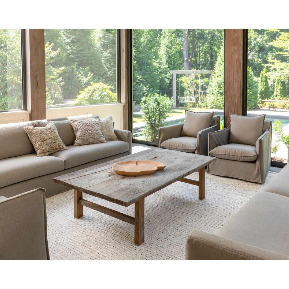 Modern furniture - Hand-Woven Yarn Minimalist Carpet - www.oroa.com