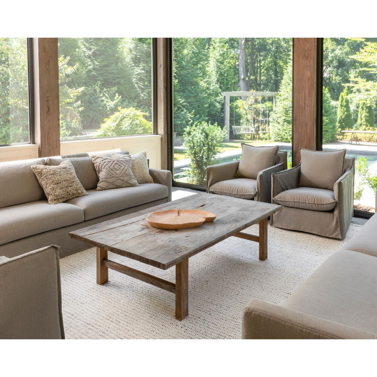 Modern furniture - Hand-Woven Yarn Minimalist Carpet - www.oroa.com