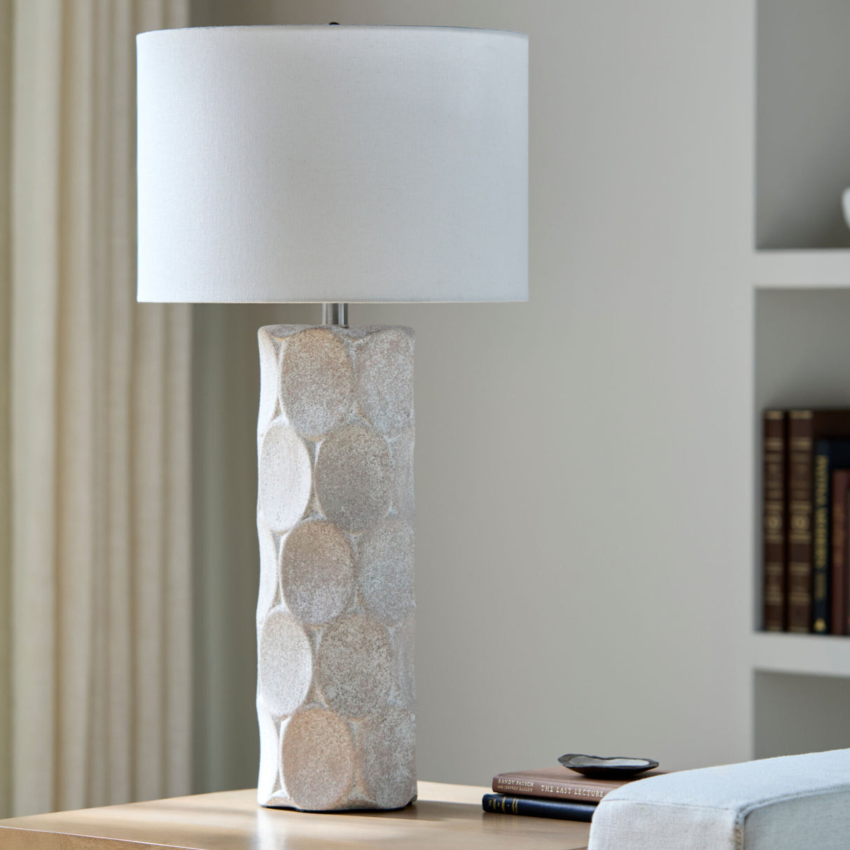 White Linen Shade Floor Lamp | Oroa.com