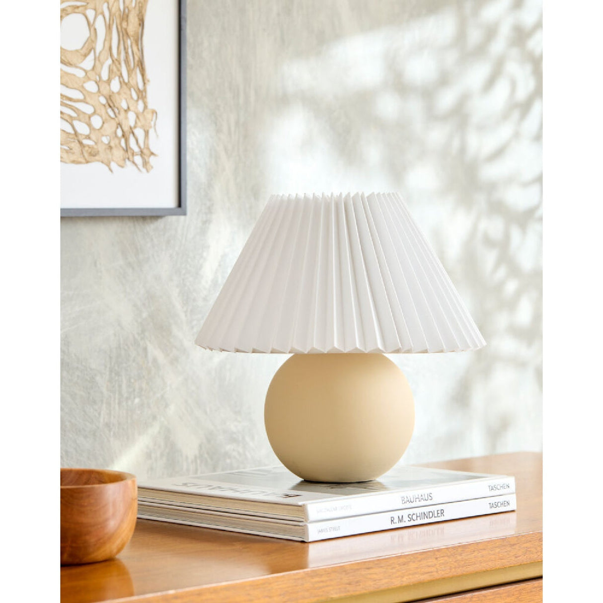 Modern European furniture - Pleated Linen Ceramic Table Lamp - www.oroa.com