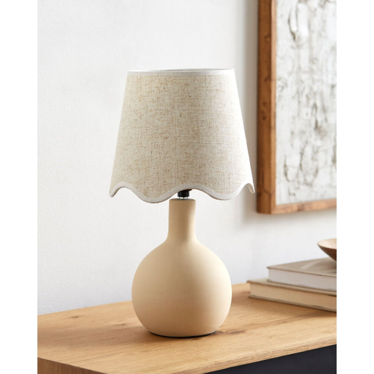 Modern European furniture - Wavy-Edge Rattan Ceramic Table Lamp - www.oroa.com