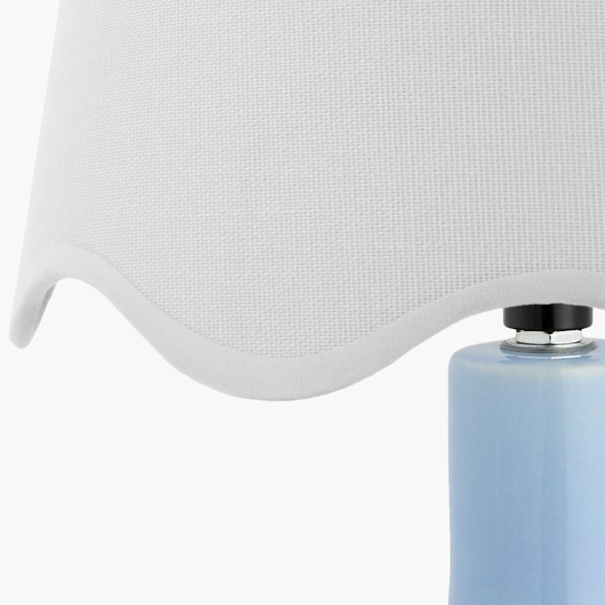 Modern European furniture - Wavy-Edge Rattan Ceramic Table Lamp - www.oroa.com