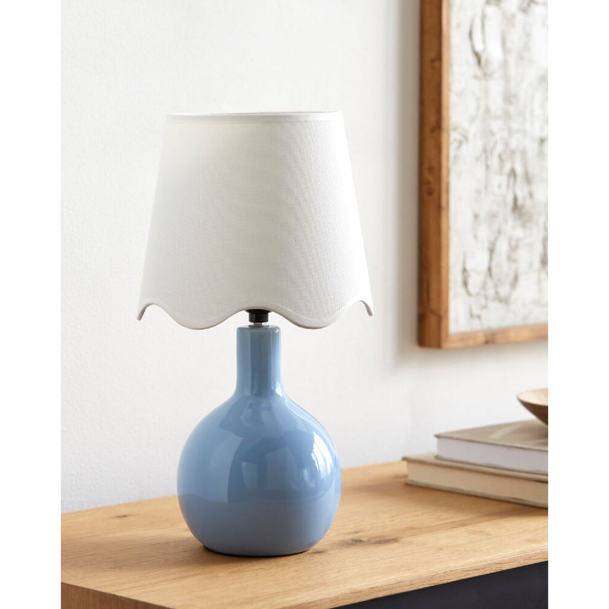 Modern European furniture - Wavy-Edge Rattan Ceramic Table Lamp - www.oroa.com