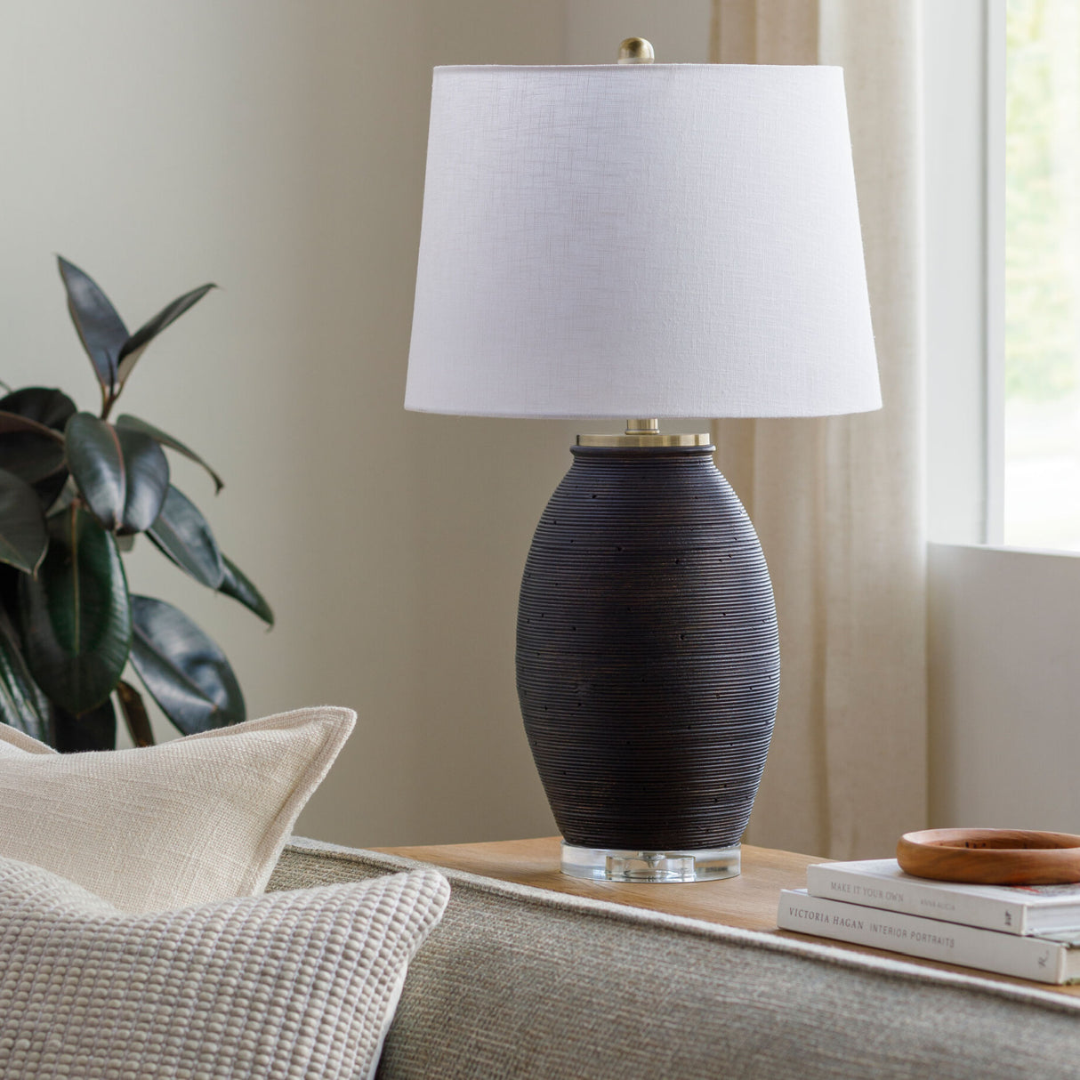 Modern European furniture - Cement Base Linen Table Lamp - www.oroa.com