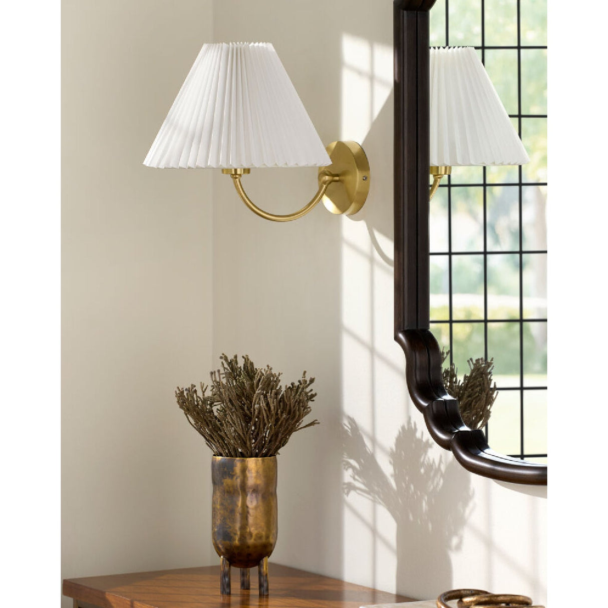 Modern European furniture - Pleated White Linen Wall Lamp - www.oroa.com