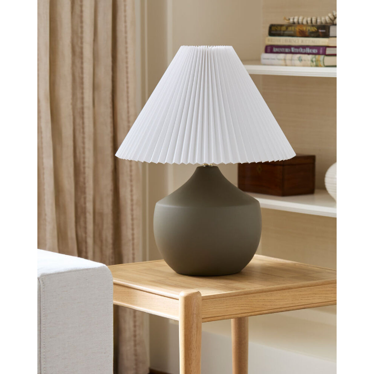 Modern European furniture - Ceramic Beige Linen Table Lamp - www.oroa.com