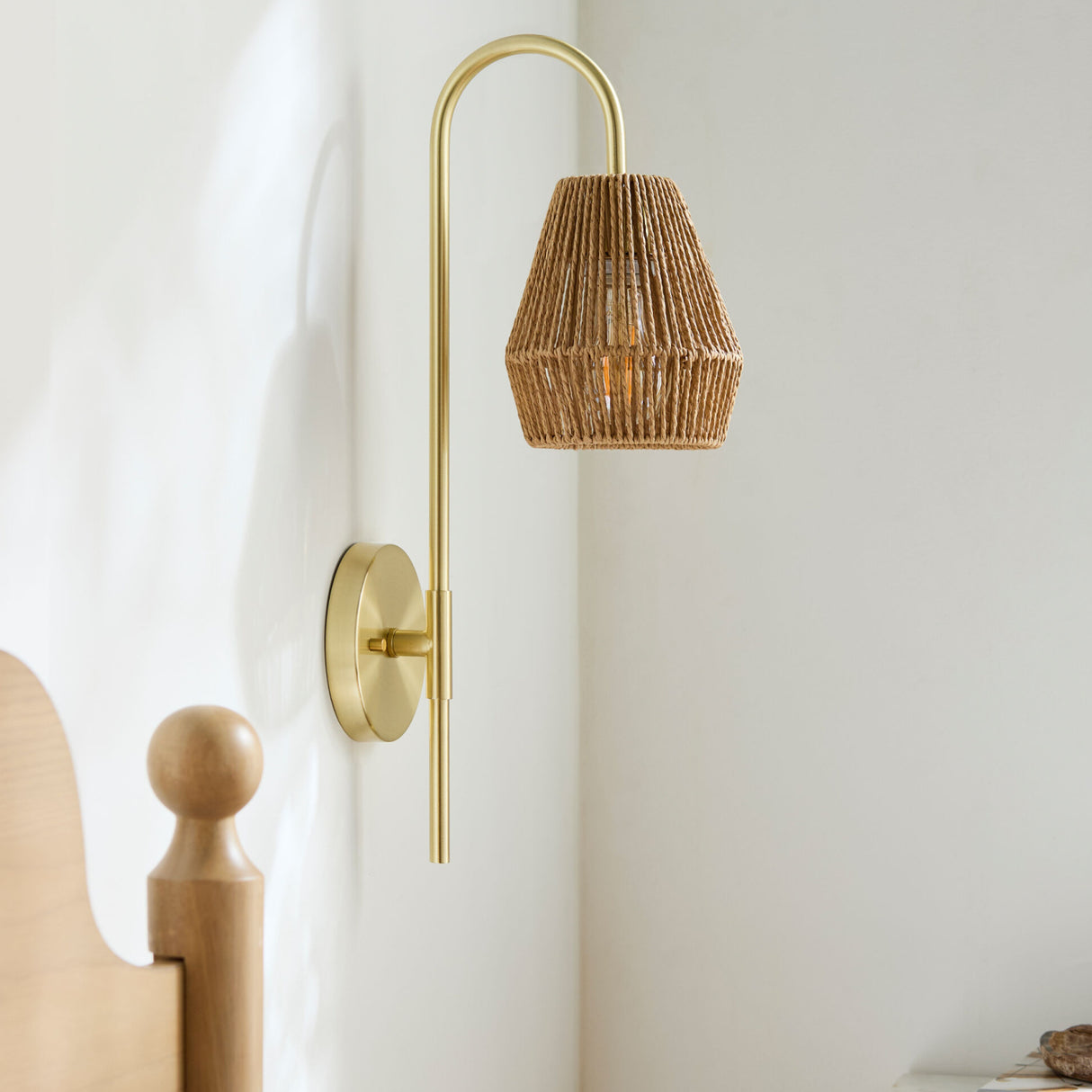 Curved Metal Rattan Wall Lamp | Oroa.com