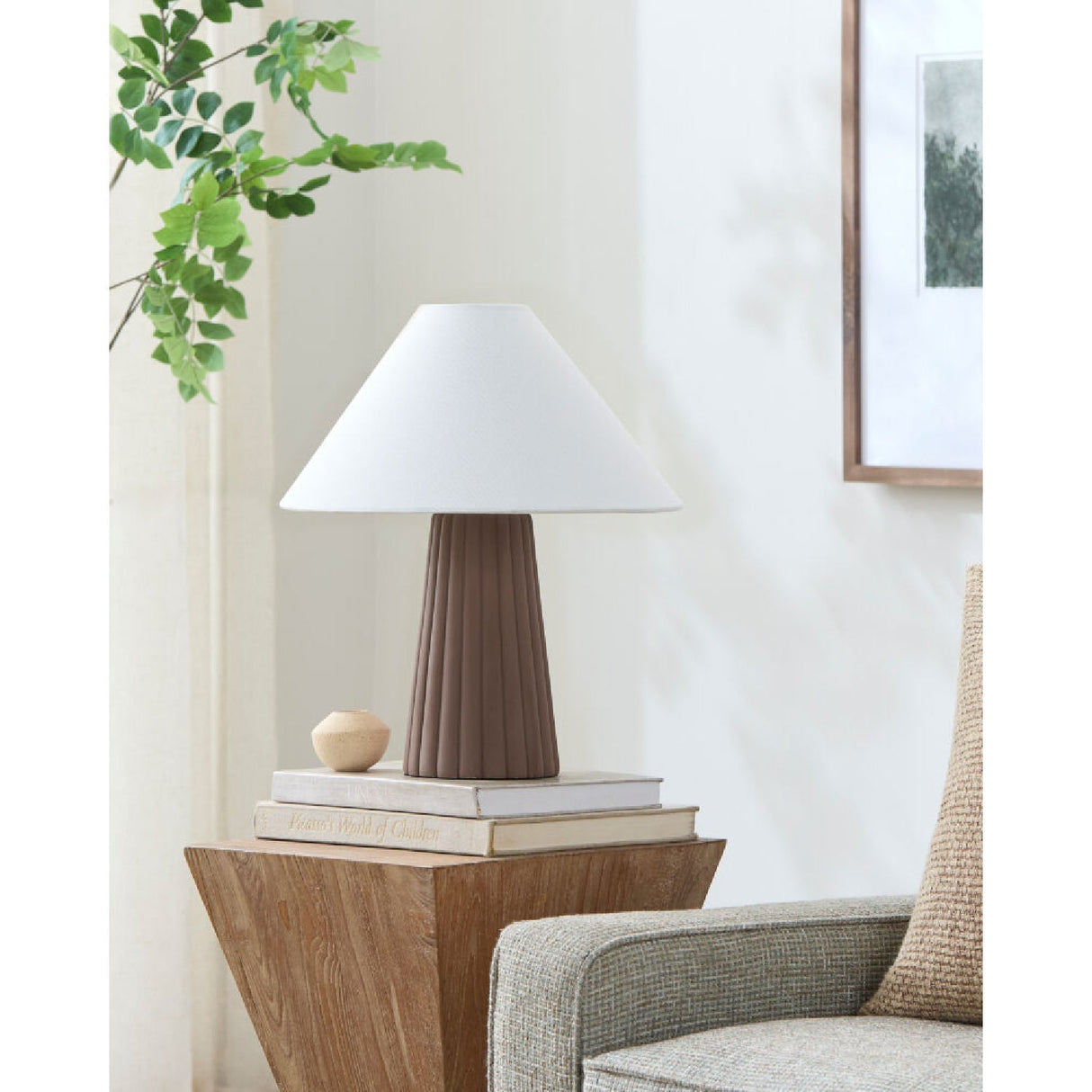 Modern European furniture - Fluted Ceramic Linen Table Lamp - www.oroa.com