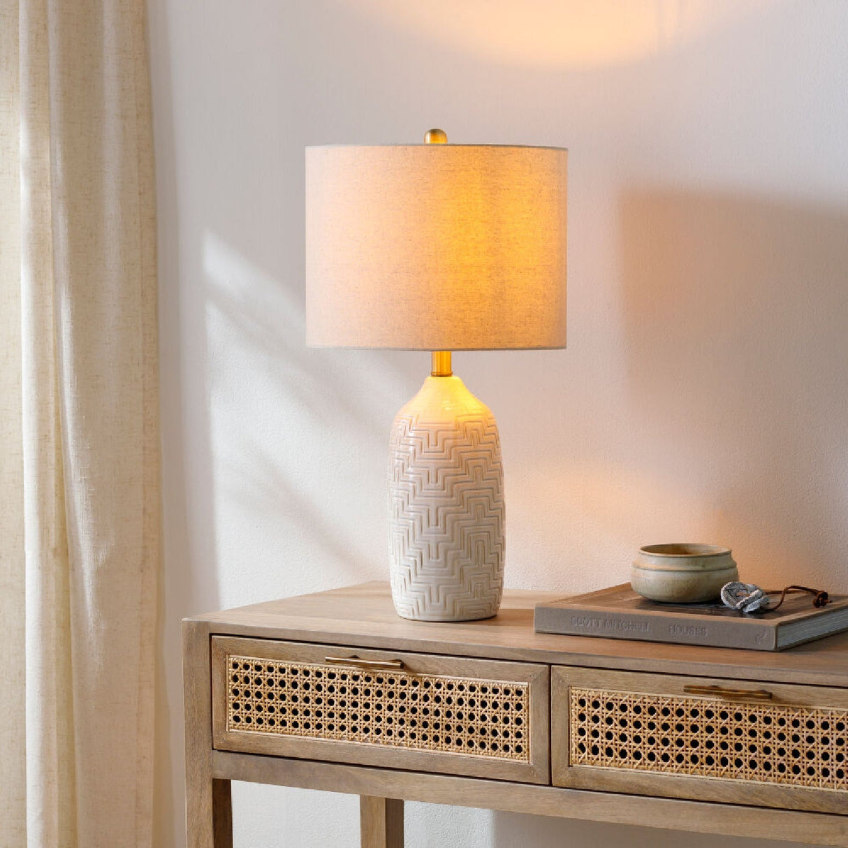 Modern European furniture - Glazed White Ceramic Table Lamp - www.oroa.com