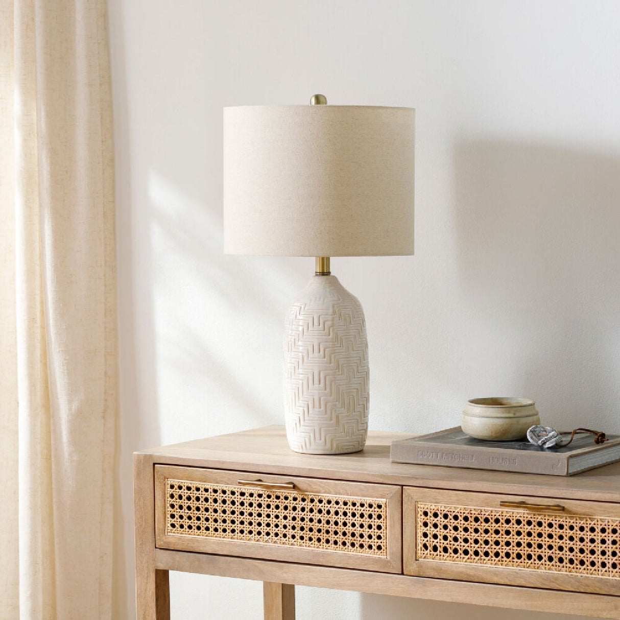 Modern European furniture - Glazed White Ceramic Table Lamp - www.oroa.com