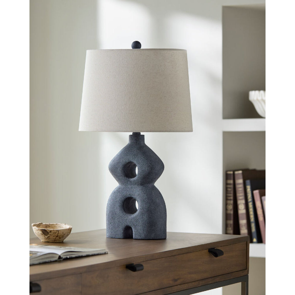 Modern European furniture - Black Sculptured Base Table Lamp - www.oroa.com