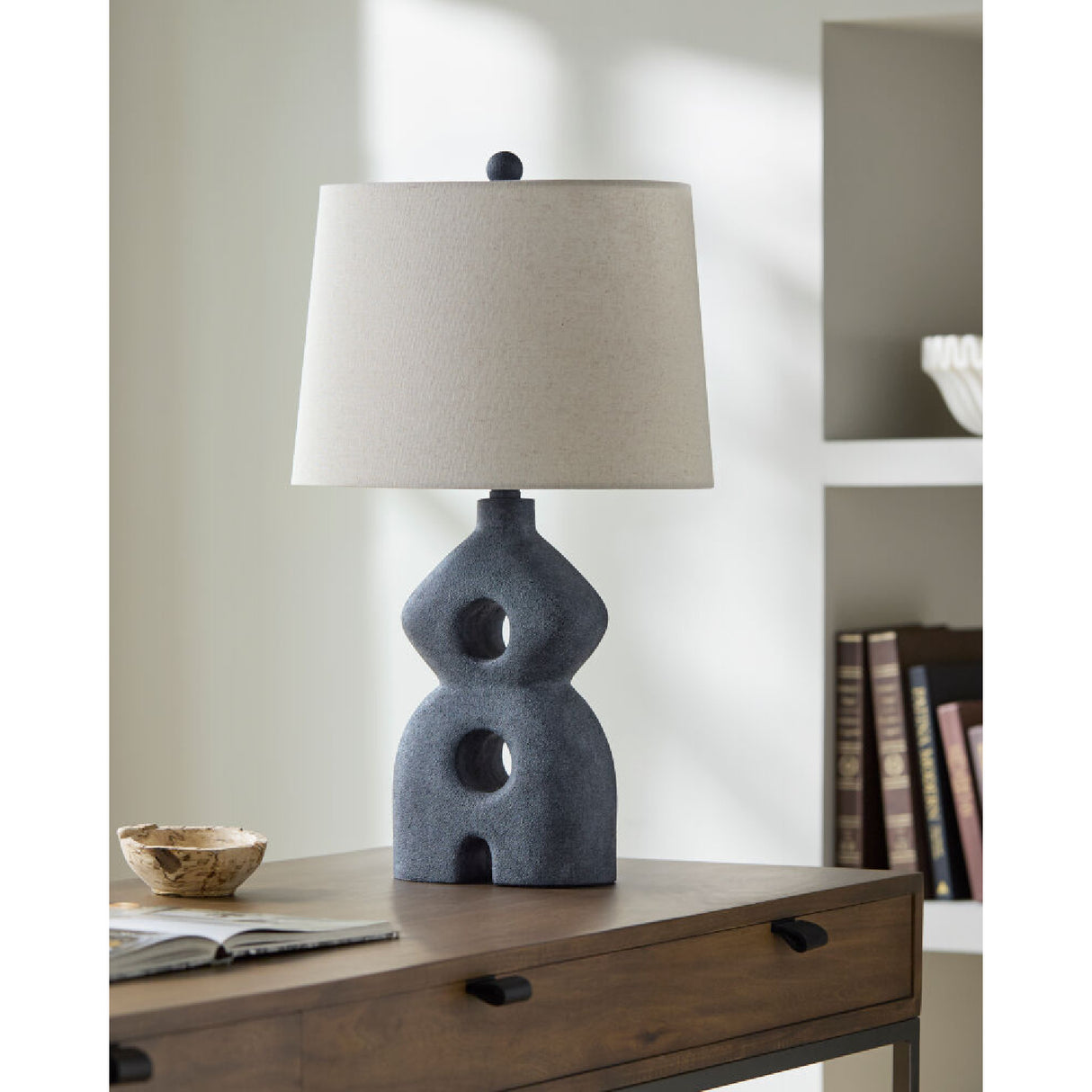 Modern European furniture - Black Sculptured Base Table Lamp - www.oroa.com