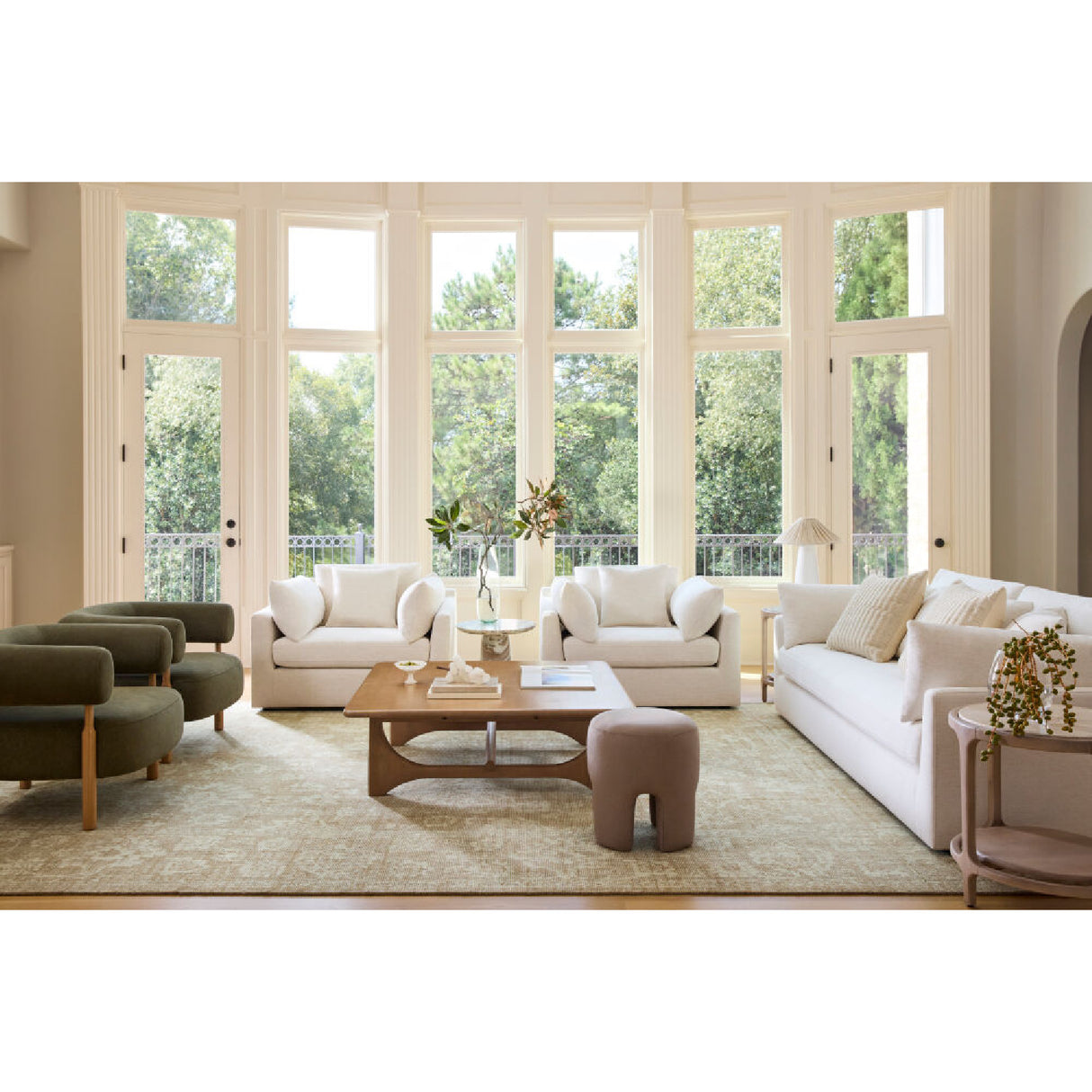 White Minimalist Accent Table Lamp | Oroa.com