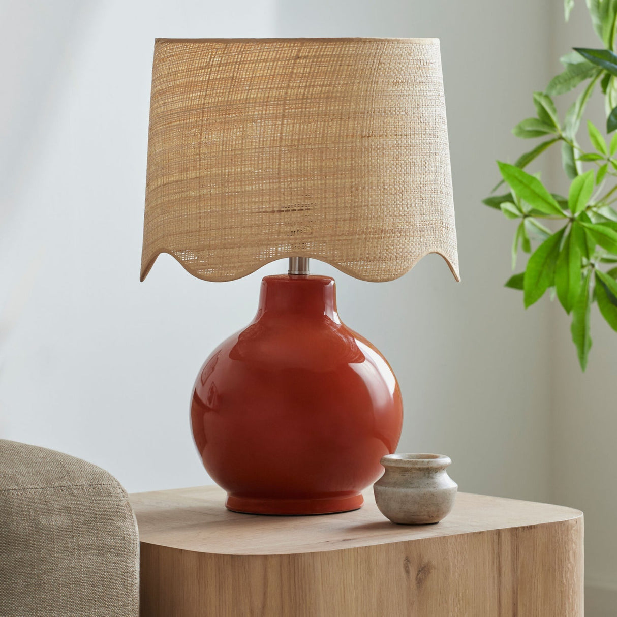 Modern European furniture - Wavy Edge Accent Table Lamp - www.oroa.com