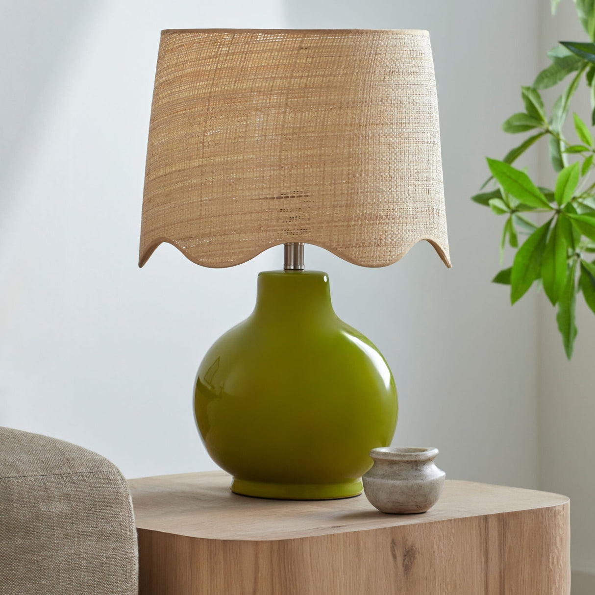 Modern European furniture - Wavy Edge Accent Table Lamp - www.oroa.com