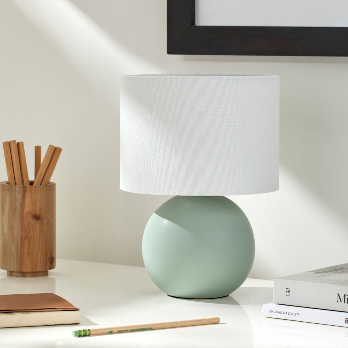 Modern European furniture - Round Glazed Ceramic Table Lamp - www.oroa.com