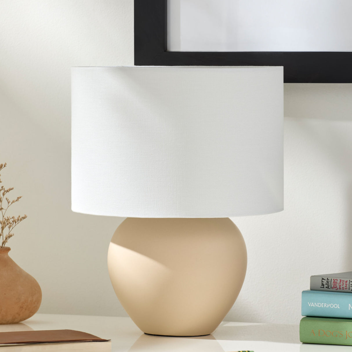 Modern European furniture - White Linen Ceramic Table Lamp - www.oroa.com