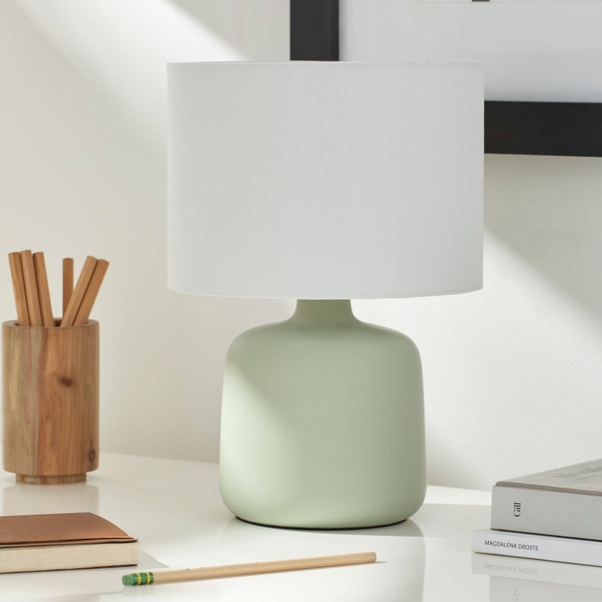 Modern European furniture - White Jute Ceramic Table Lamp - www.oroa.com