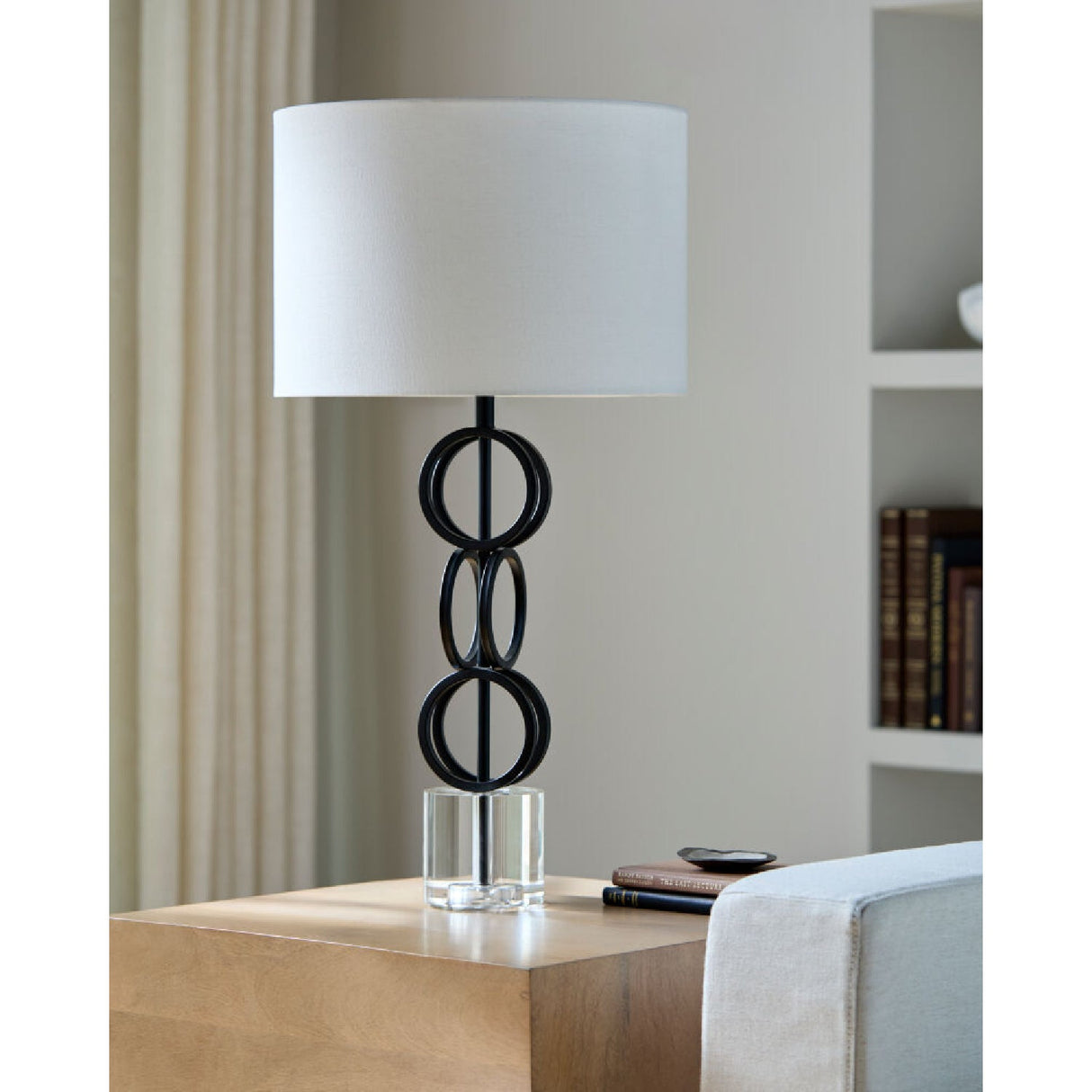 Modern European furniture - Metal Rings Accent Table Lamp - www.oroa.com