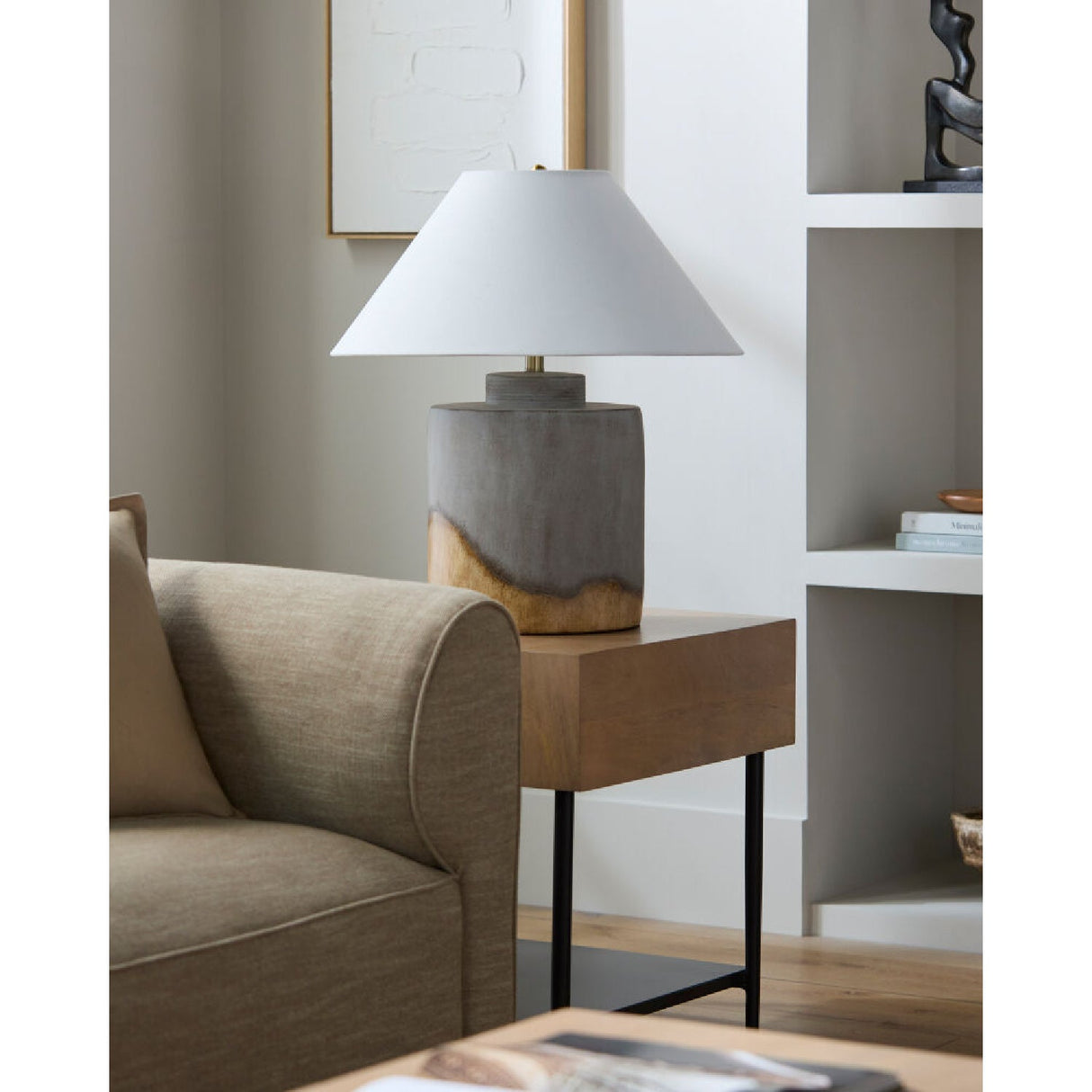 Modern European furniture - Two-Toned Ceramic Table Lamp - www.oroa.com