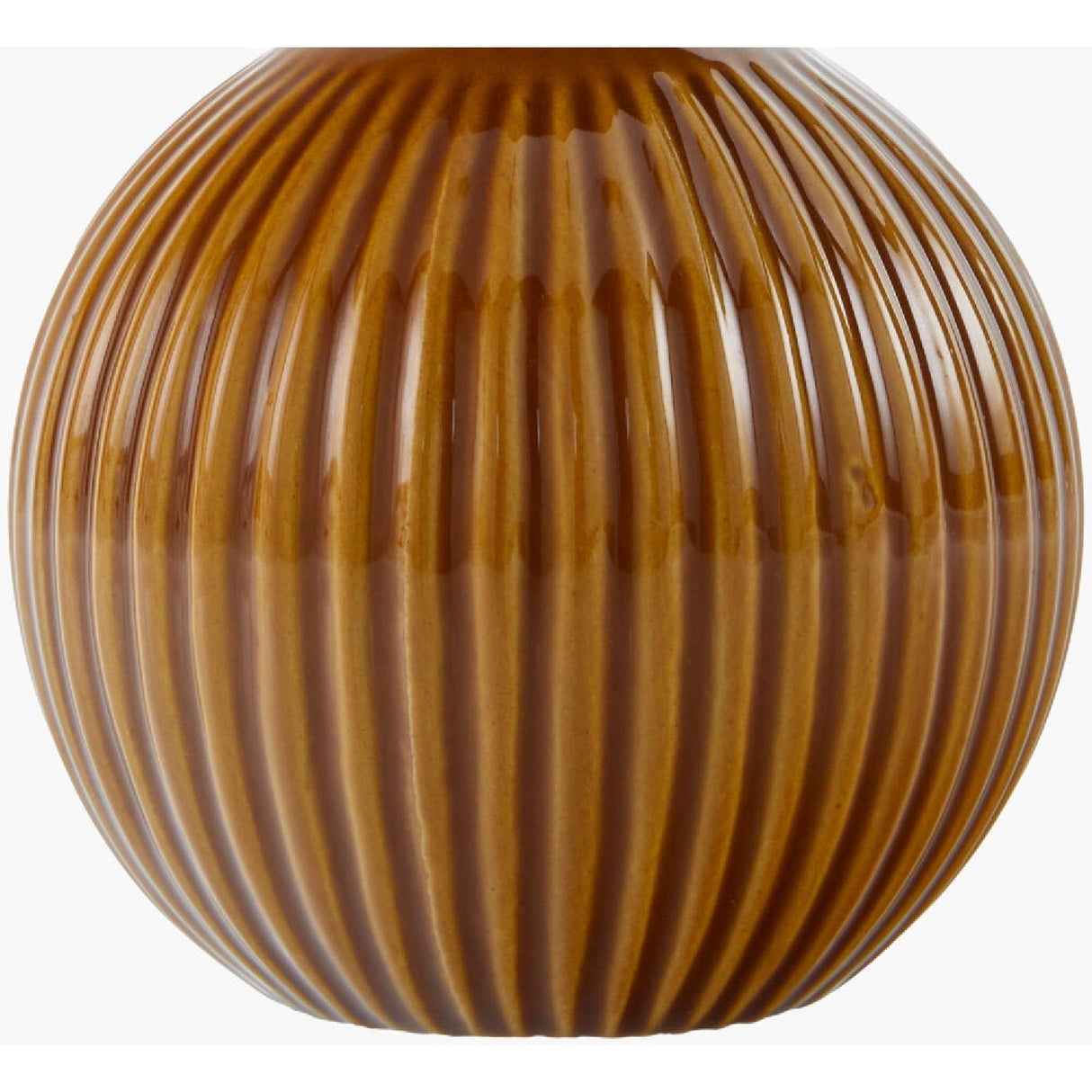 Modern European furniture - Pleated Linen Ceramic Table Lamp - www.oroa.com
