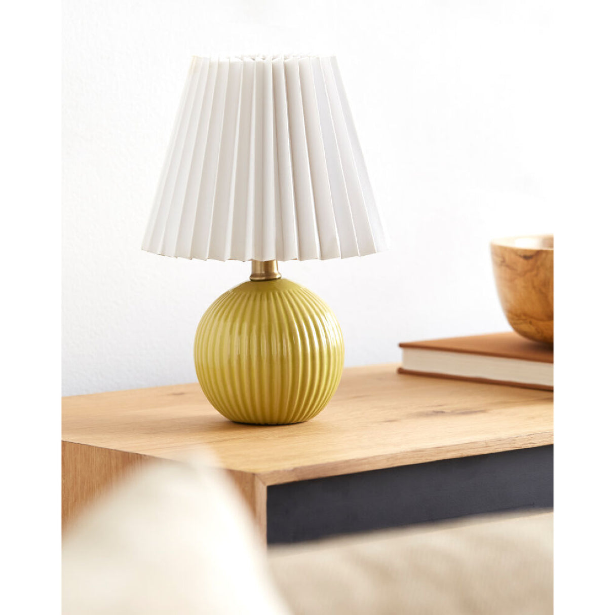 Modern European furniture - Pleated Linen Ceramic Table Lamp - www.oroa.com