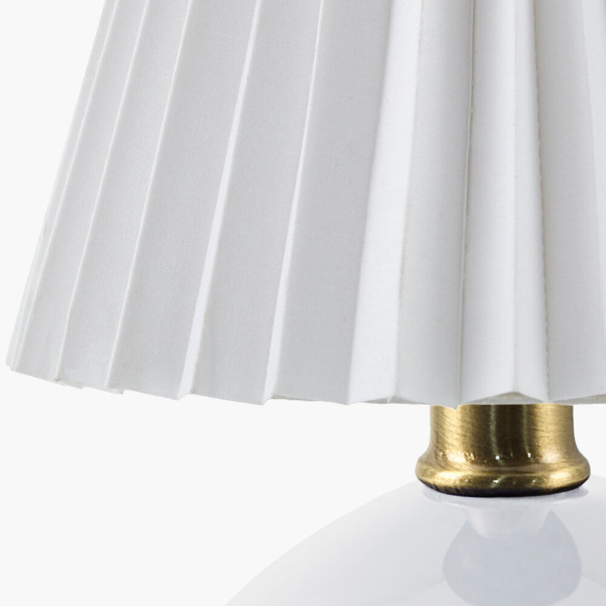 Modern European furniture - Ceramic Sphere Table Lamp - www.oroa.com