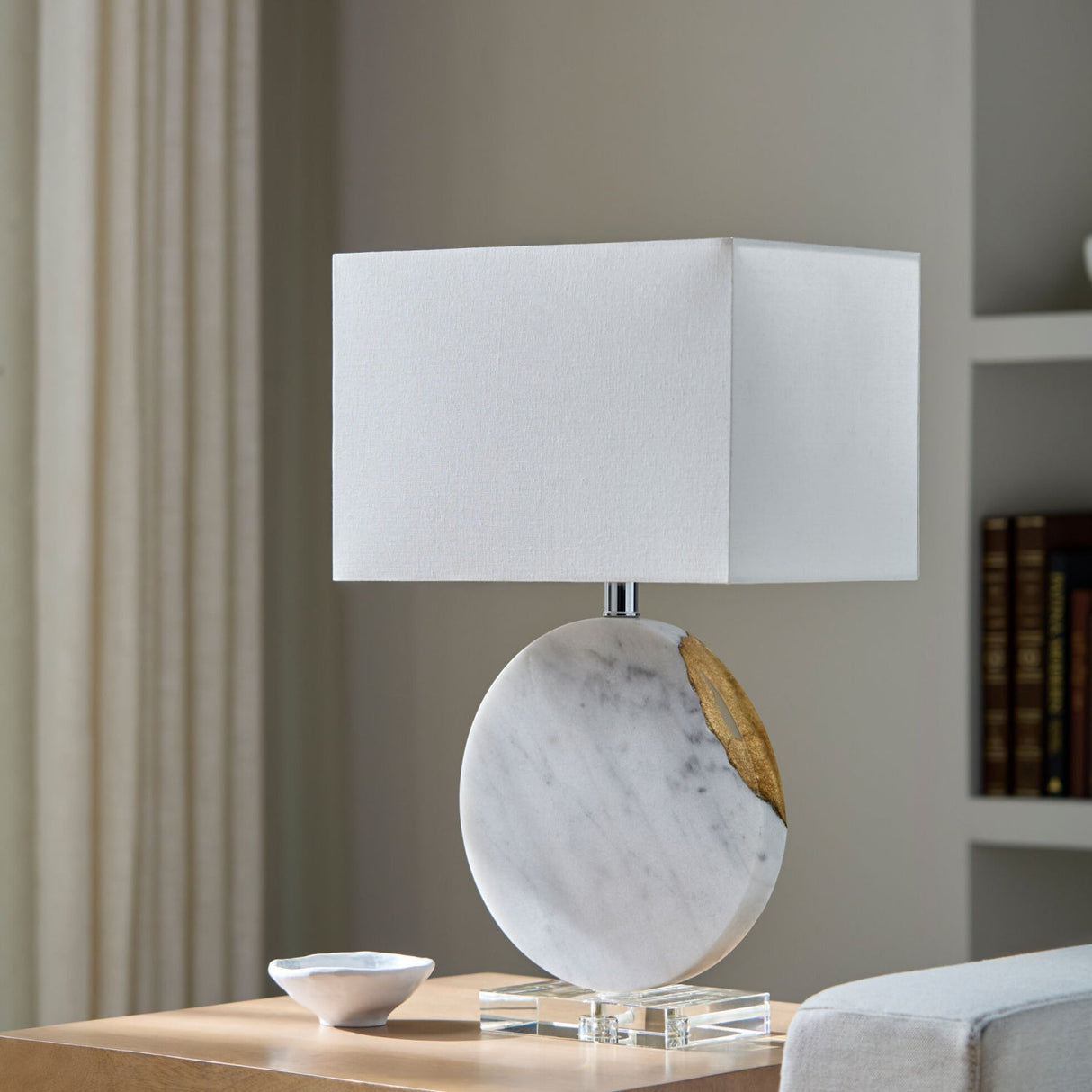 Modern European furniture - Round White Marble Table Lamp - www.oroa.com