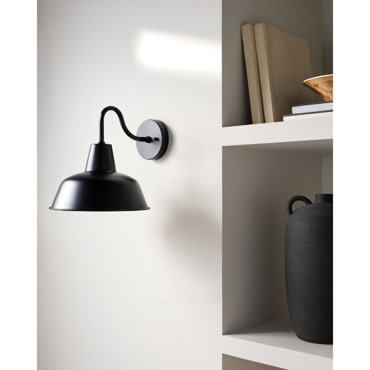 Modern European furniture - Outdoor Black Iron Wall Lamp - www.oroa.com