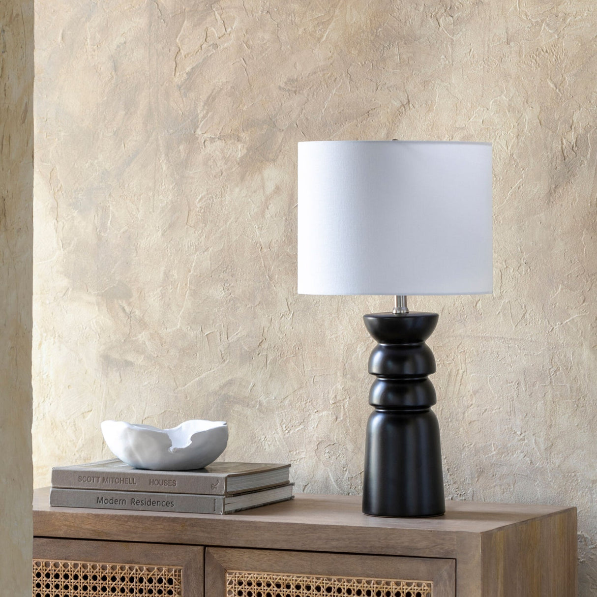Modern European furniture - Black Ceramic Table Lamp - www.oroa.com