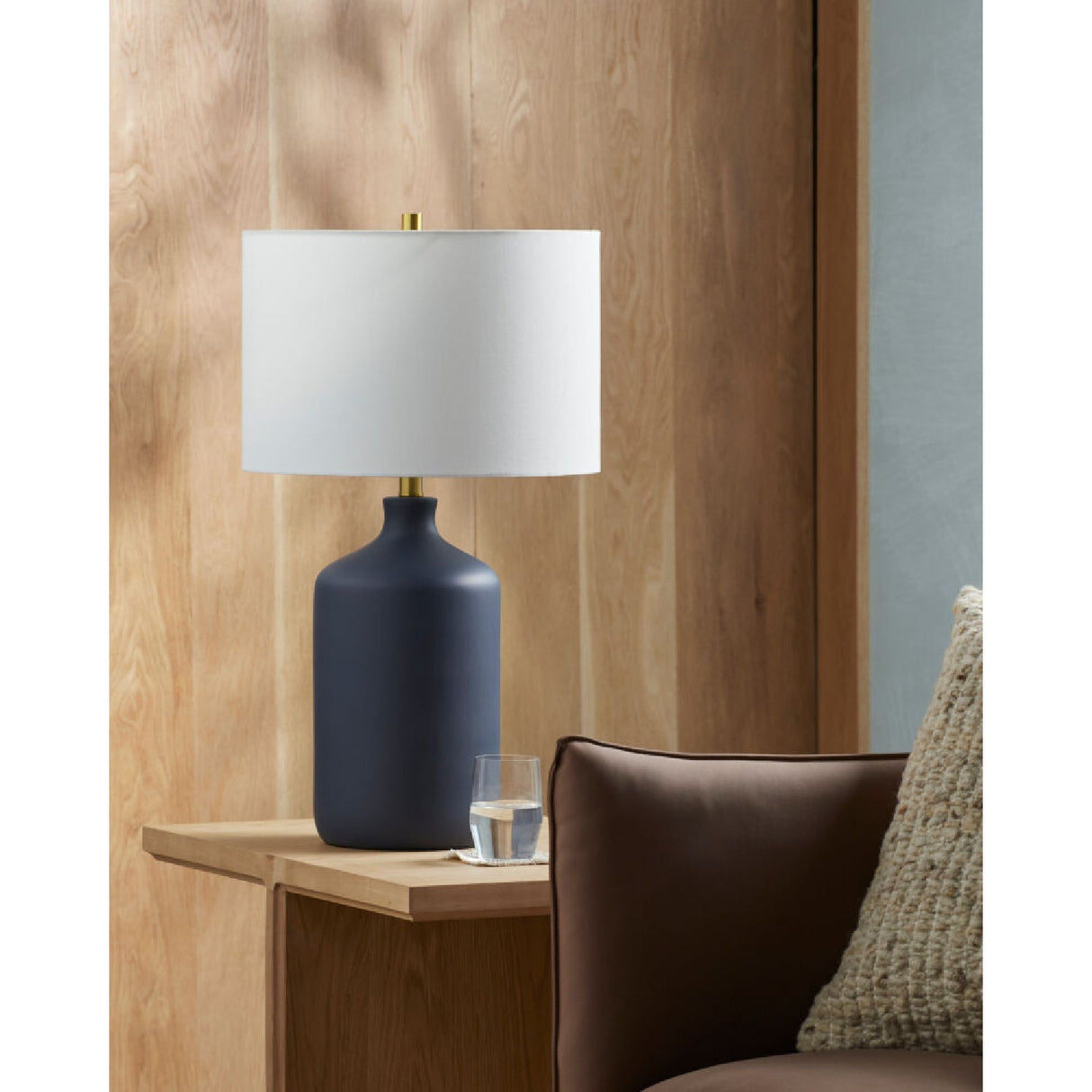 Modern European furniture - Hand-finished Ceramic Table Lamp - www.oroa.com