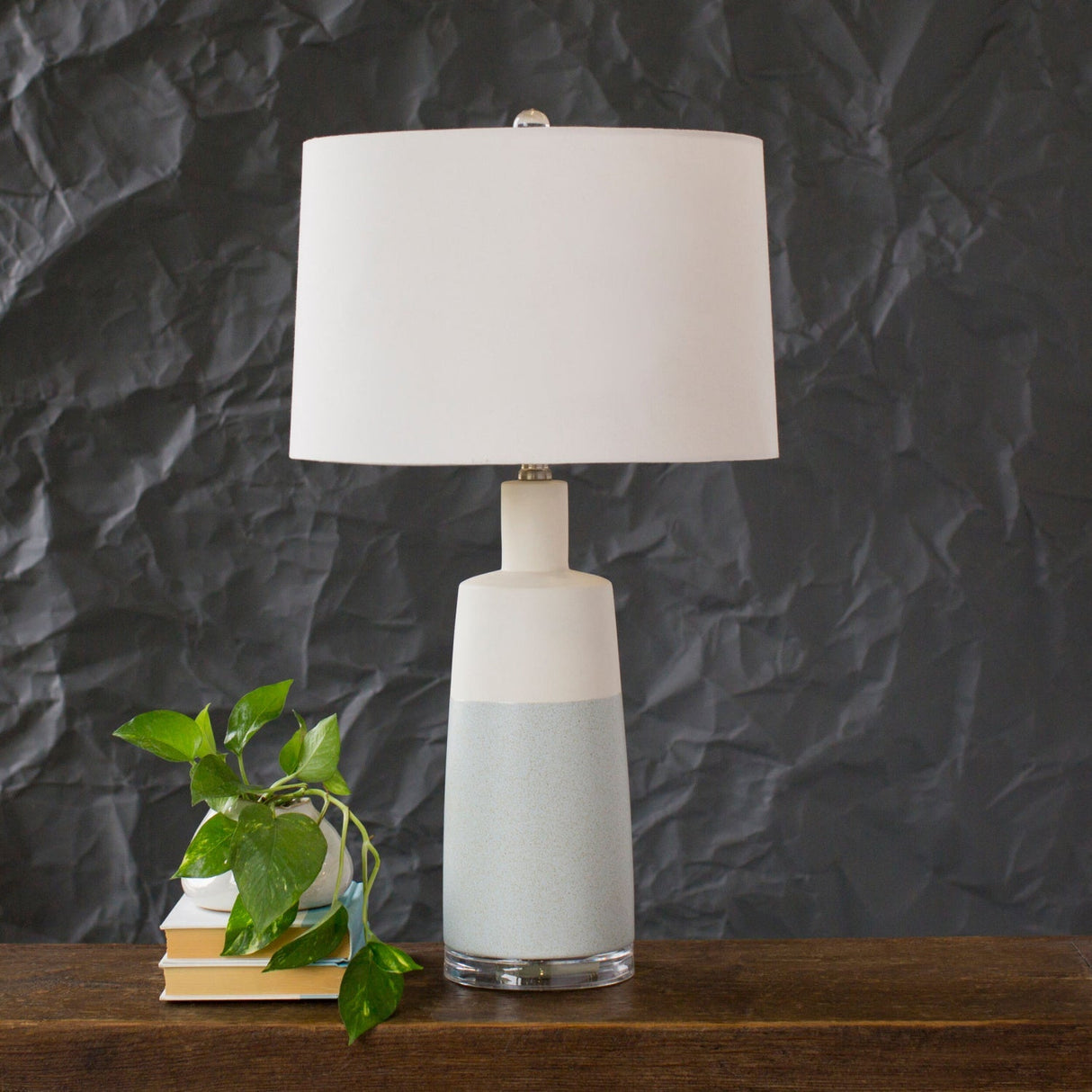 Modern European furniture - Two-Toned Ceramic Table Lamp - www.oroa.com