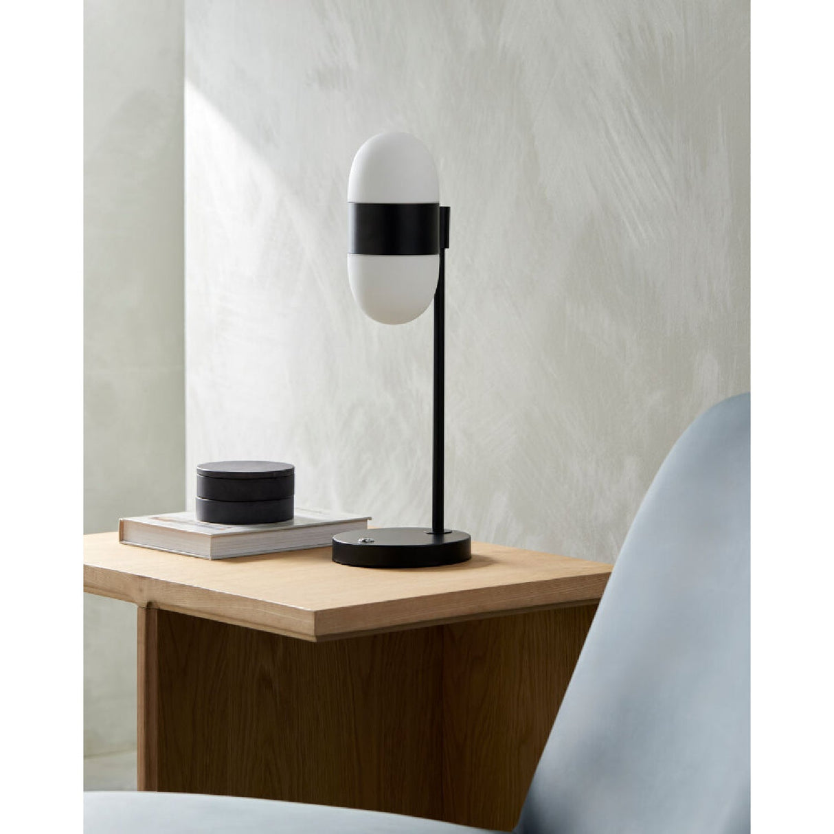 Modern European furniture - Metal Framed Glass Table Lamp - www.oroa.com