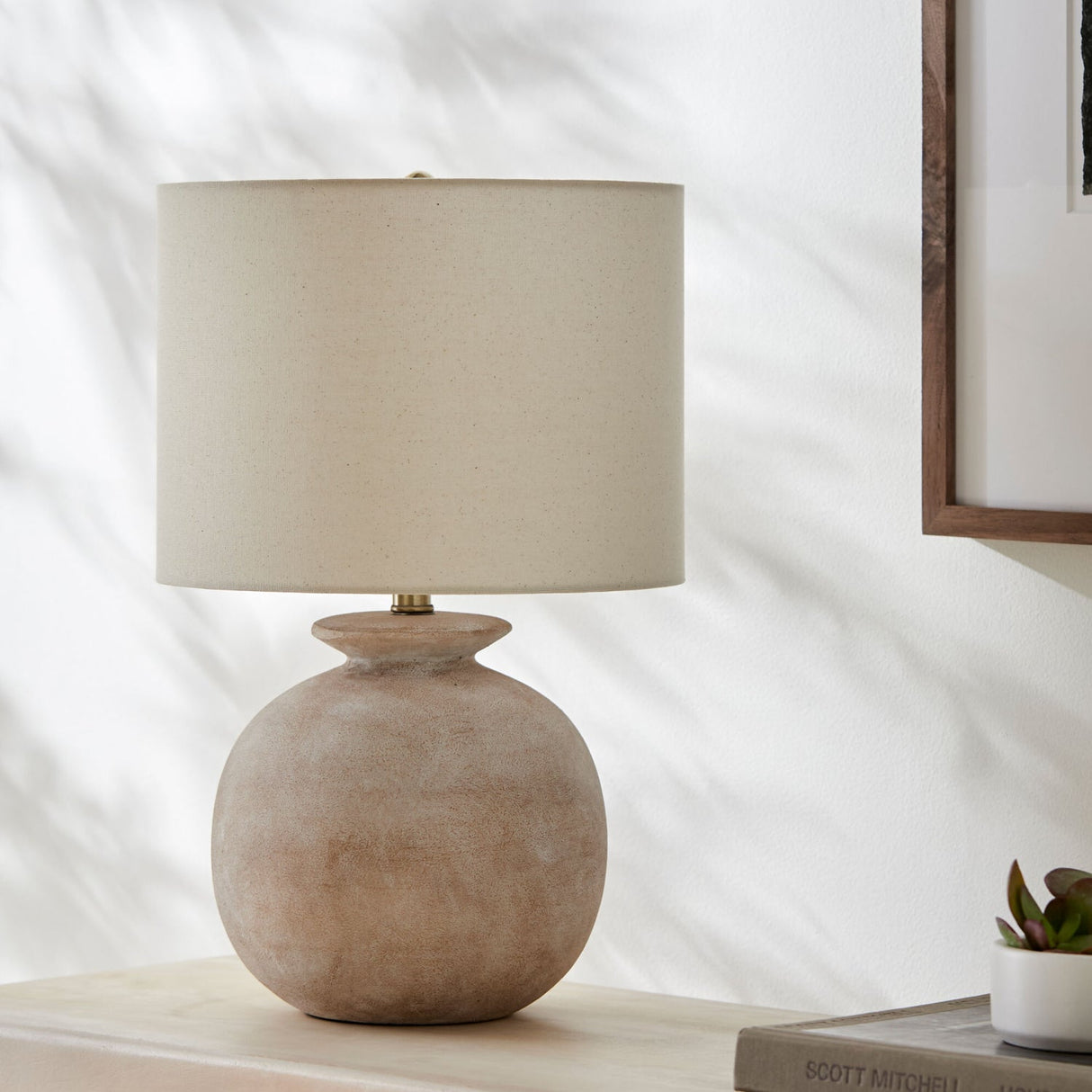 Modern European furniture - Rounded Cream Accent Table Lamp - www.oroa.com