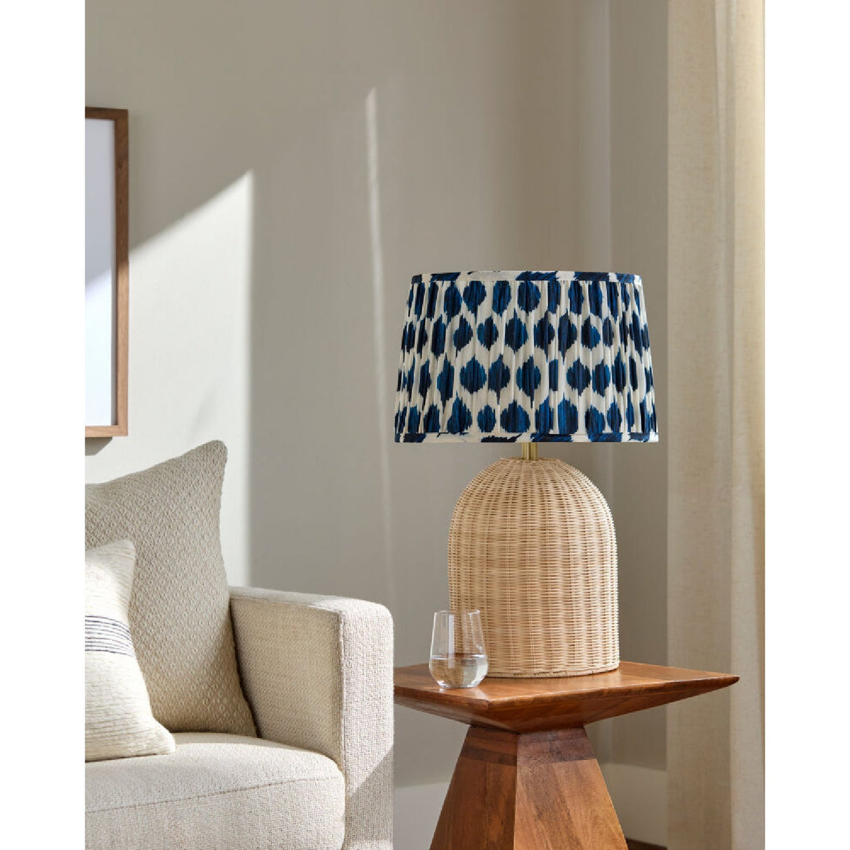 Modern European furniture - Blue Patterned Fabric Table Lamp - www.oroa.com