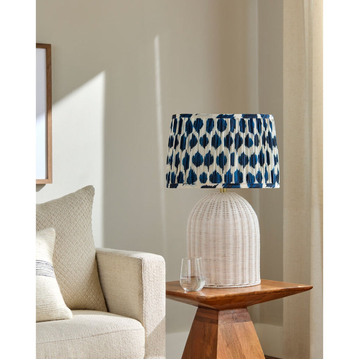 Modern European furniture - Blue Patterned Fabric Table Lamp - www.oroa.com