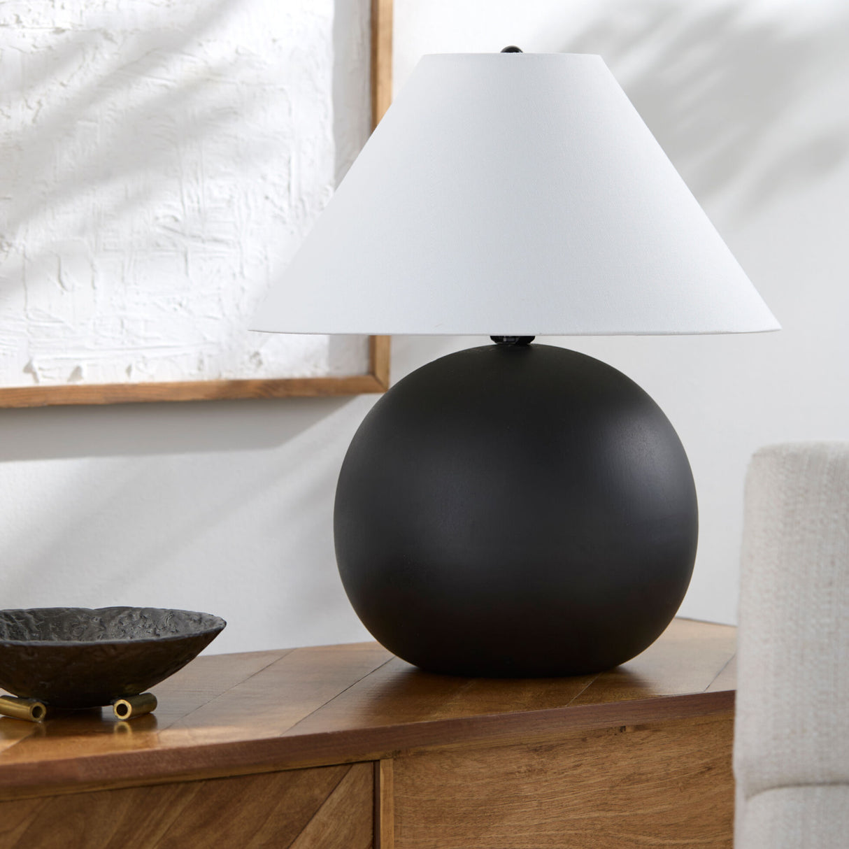 Modern European furniture - Black Round Ceramic Table Lamp - www.oroa.com