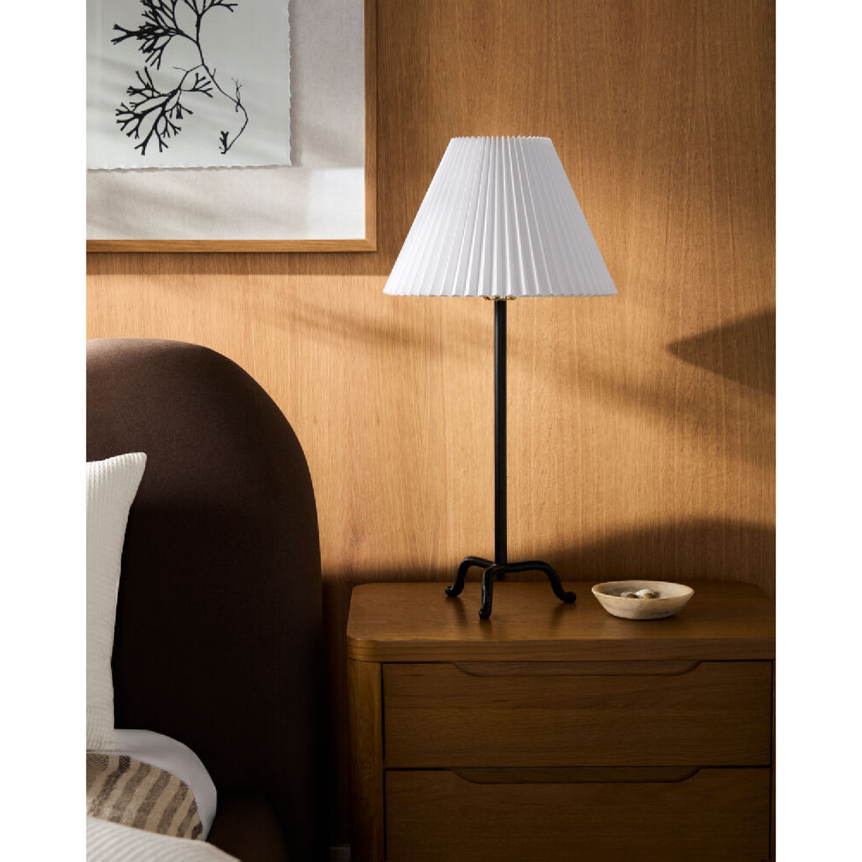 Pleated Linen Accent Table Lamp | Oroa.com