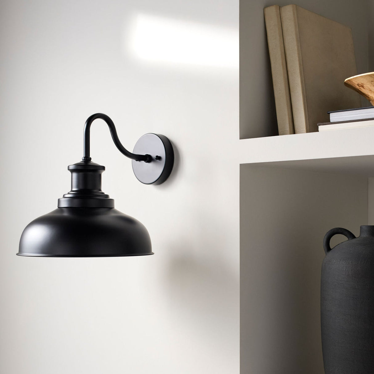 Modern European furniture - Black Metal Wall Lamp - www.oroa.com