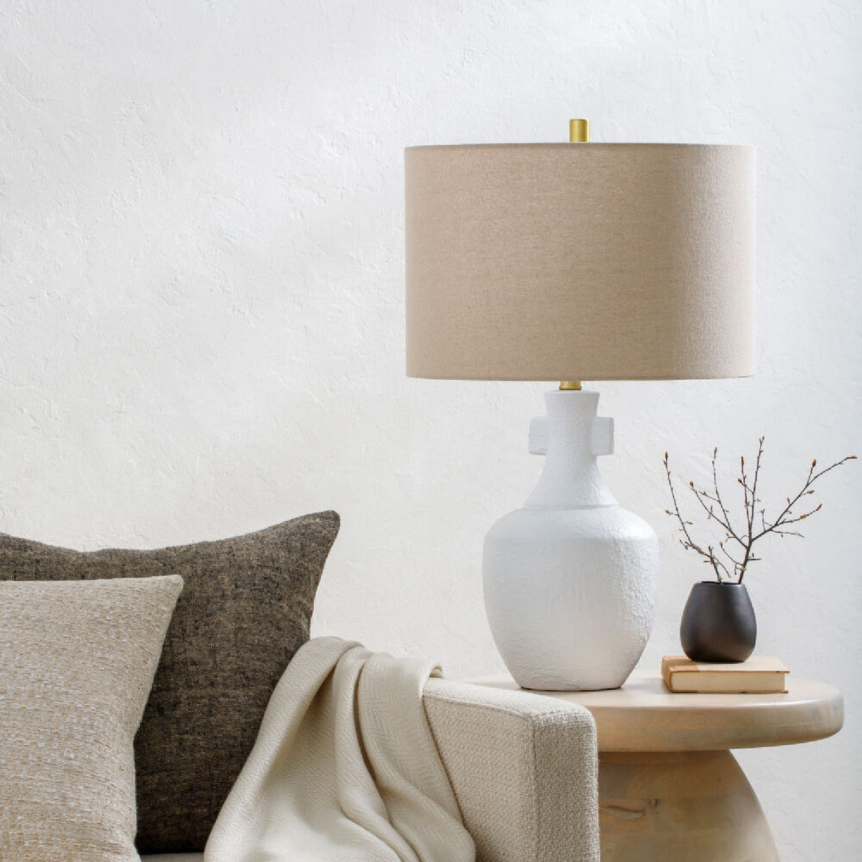 Modern European furniture - White Ceramic Accent Table Lamp - www.oroa.com