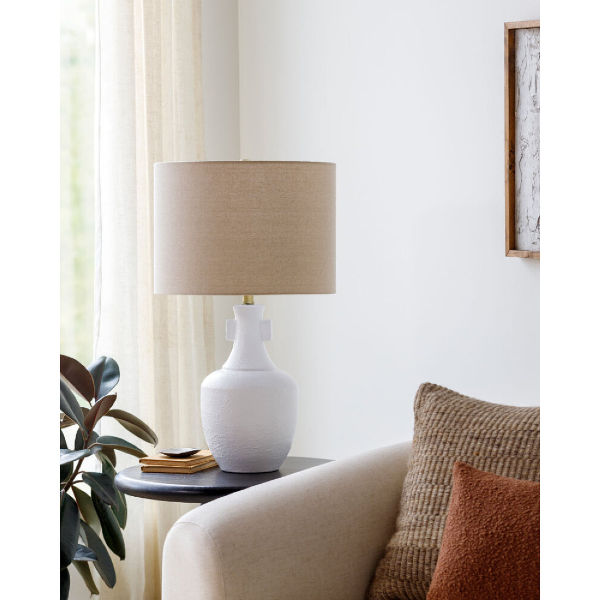 White Ceramic Accent Table Lamp | Oroa.com