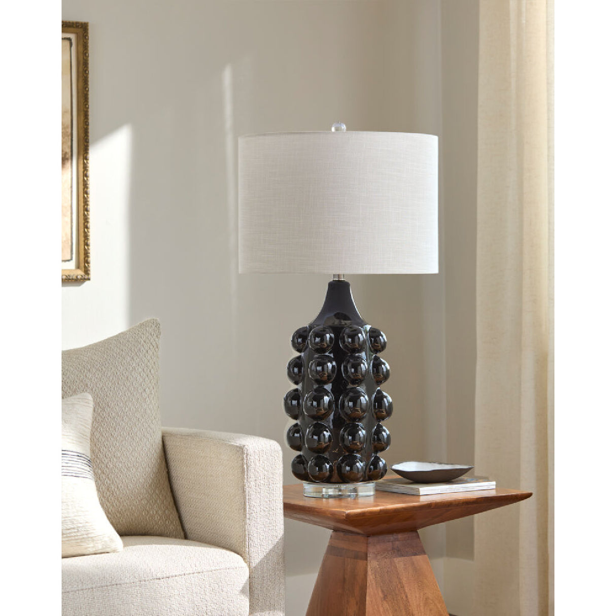 Modern European furniture - Embellished Green Ceramic Table Lamp - www.oroa.com