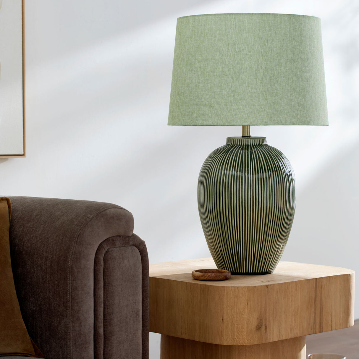 Modern European furniture - Hand-painted Green Ceramic Table Lamp - www.oroa.com