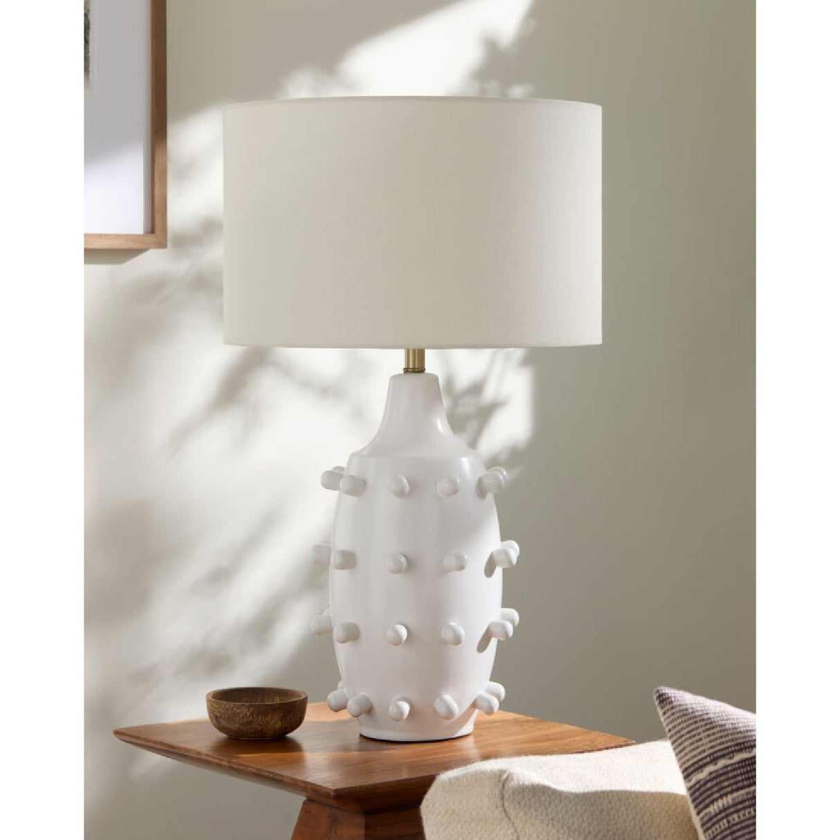 Modern European furniture - White Ceramic Table Lamp - www.oroa.com