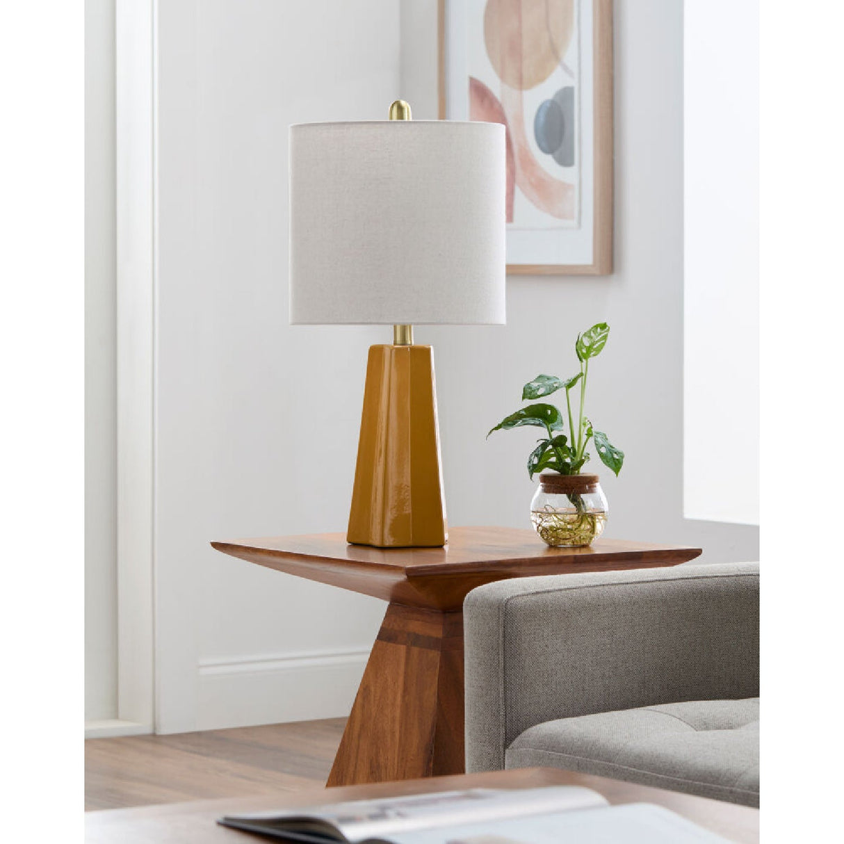 Modern European furniture - Faceted Ceramic Accent Table Lamp - www.oroa.com